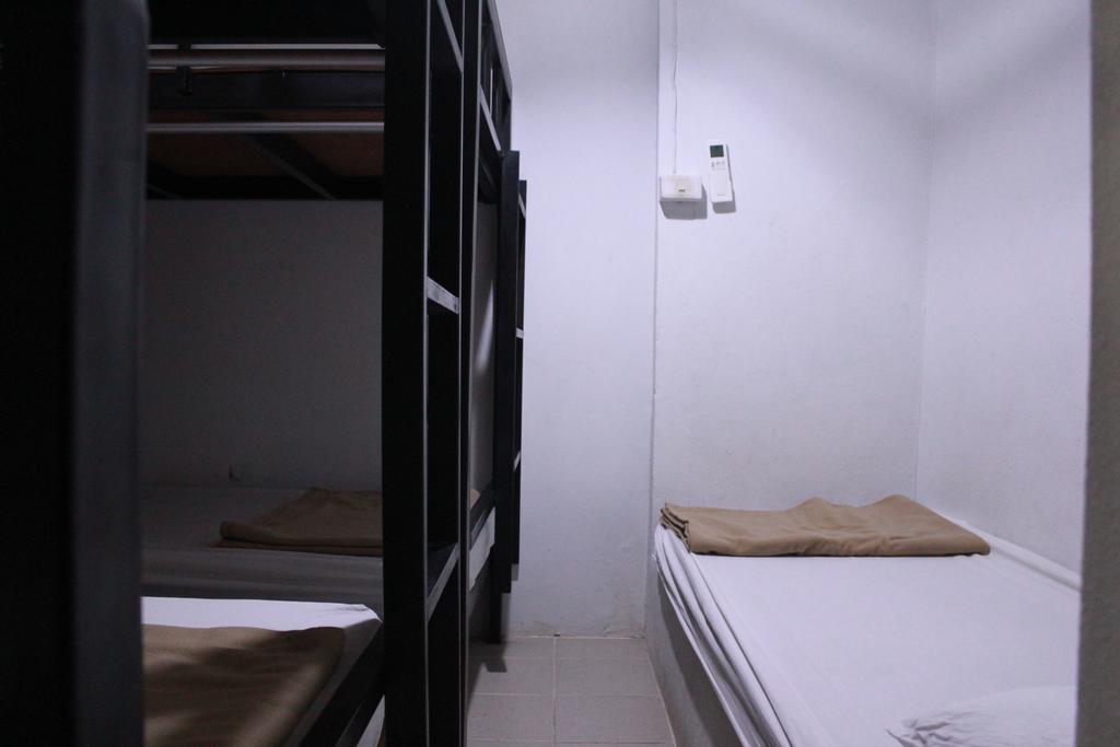 Baan Park Raak Backpacker Hostel Chiang Mai Exteriör bild