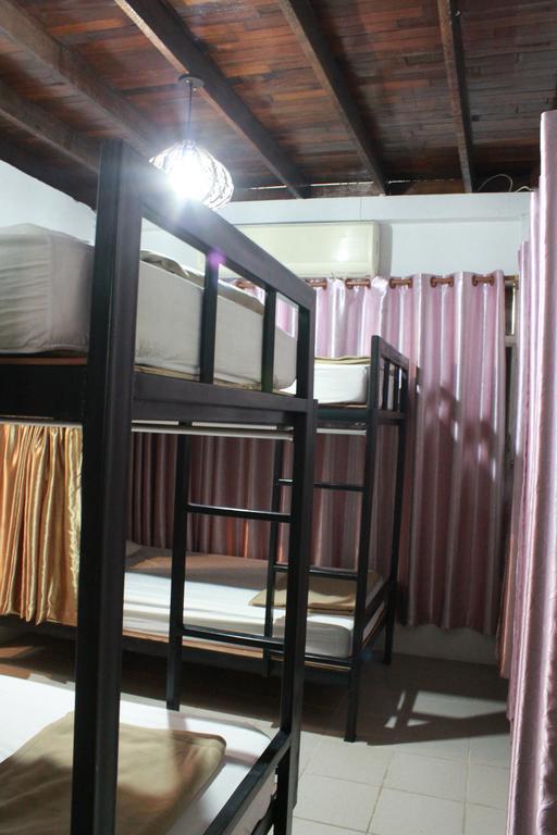 Baan Park Raak Backpacker Hostel Chiang Mai Exteriör bild