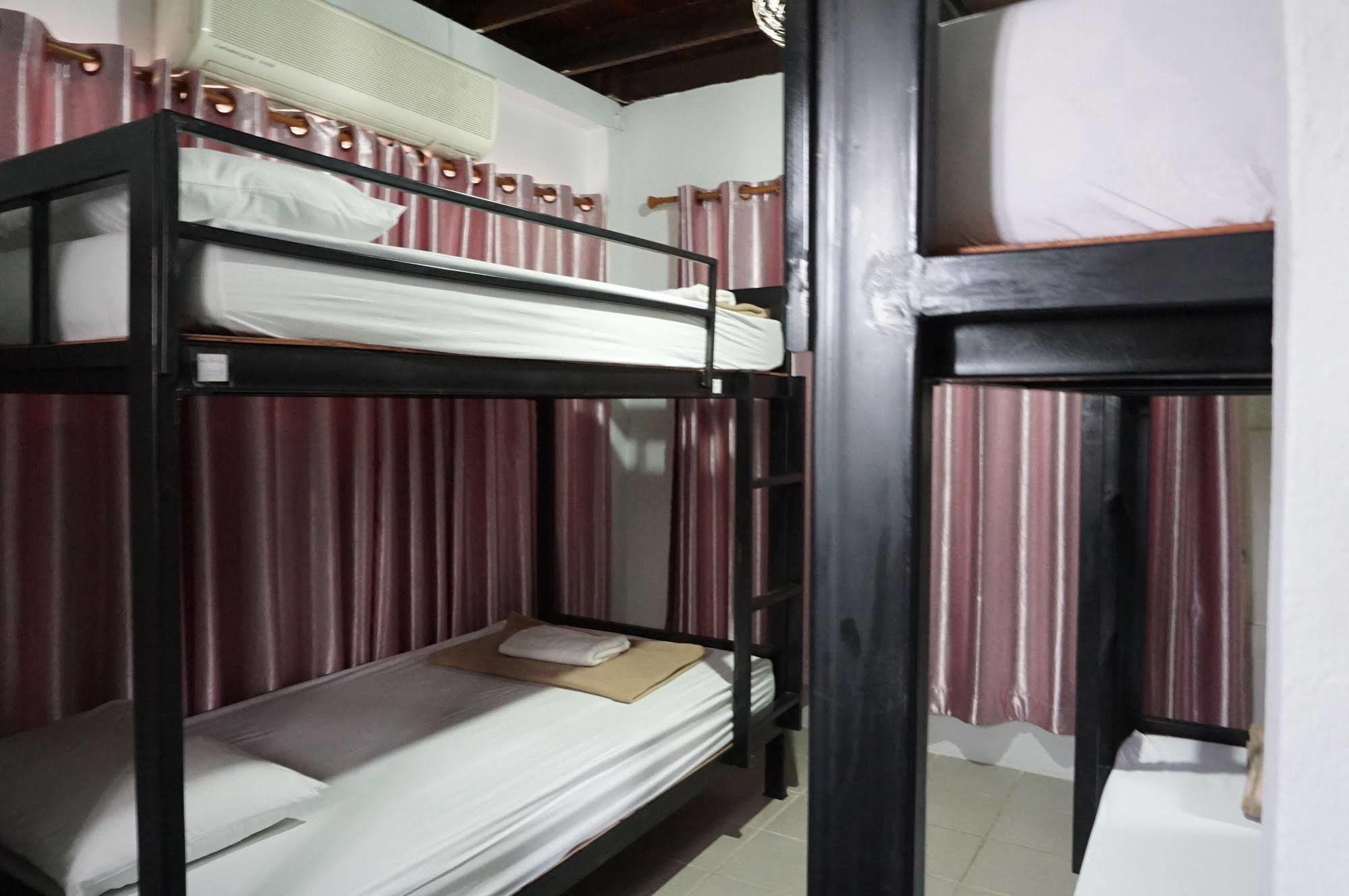 Baan Park Raak Backpacker Hostel Chiang Mai Exteriör bild